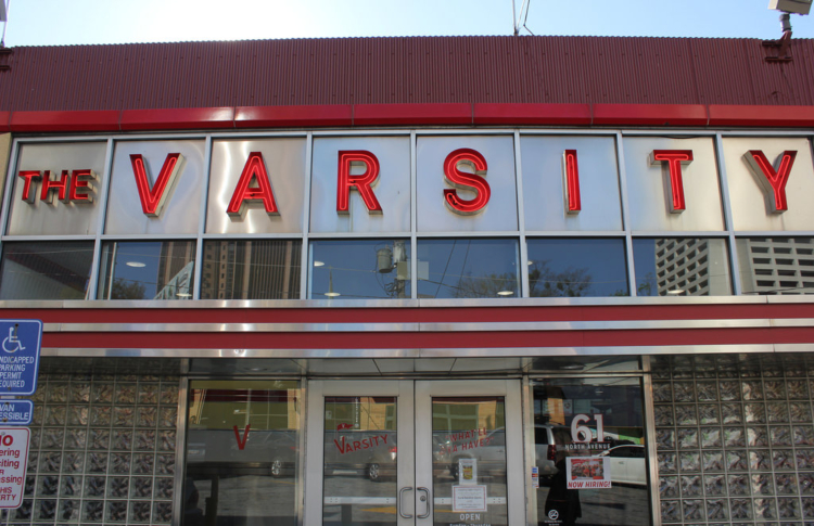 fun things to do in atlanta - the varsity