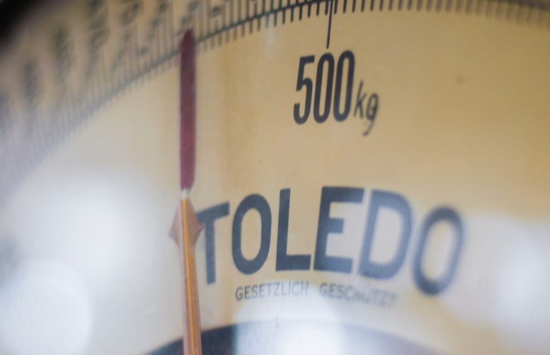 escape room puzzle: toledo scale in use